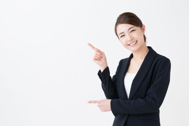 受付職の面接に適した服装・髪・メイクなど身だしなみのマナー